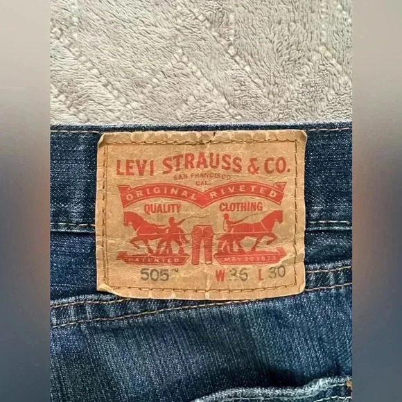 Men’s Levi’s 505 - Picture 4 of 5